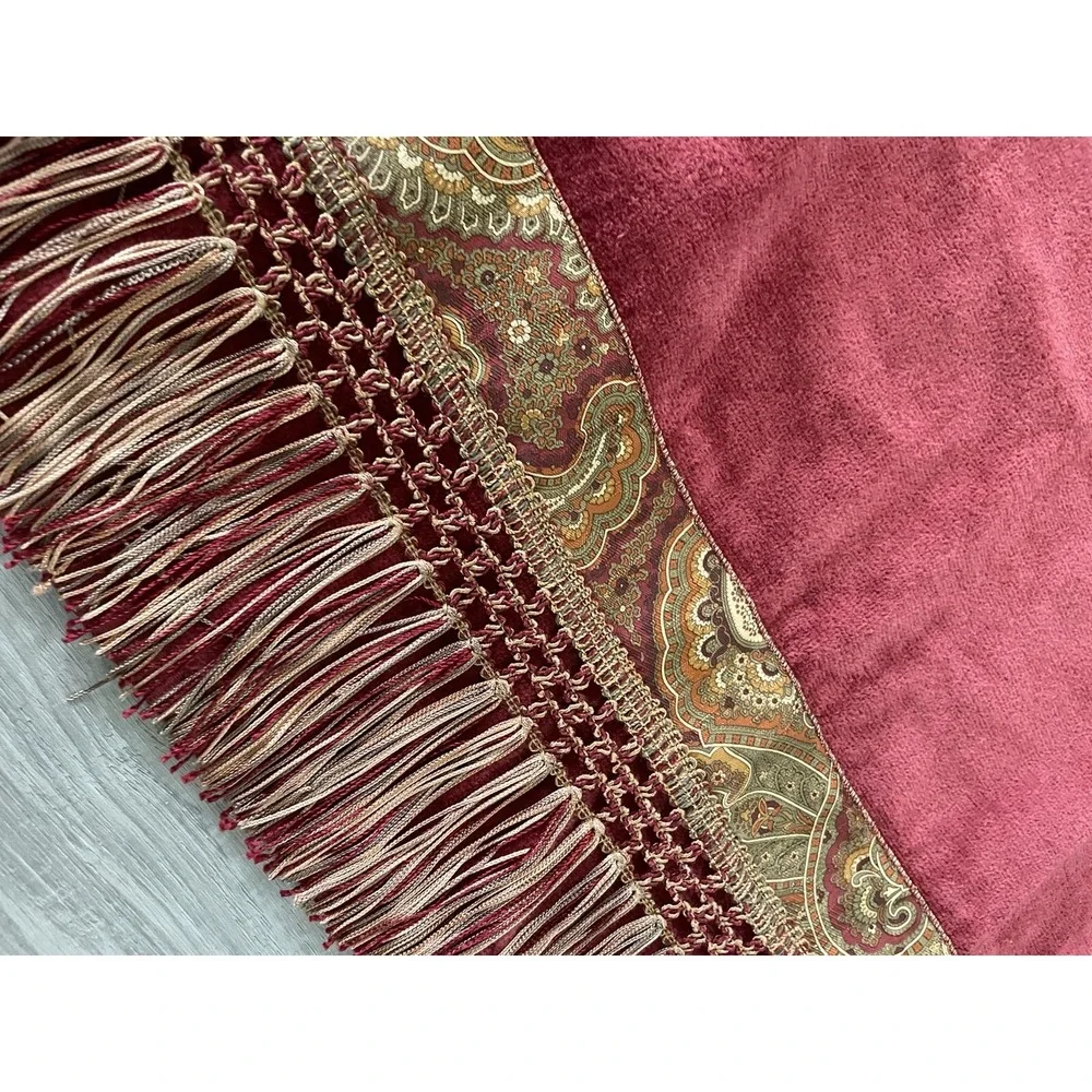 Vintage Avanti Bohemian‎ Paisley Red Bath Towel Elegant Embellished Trim New